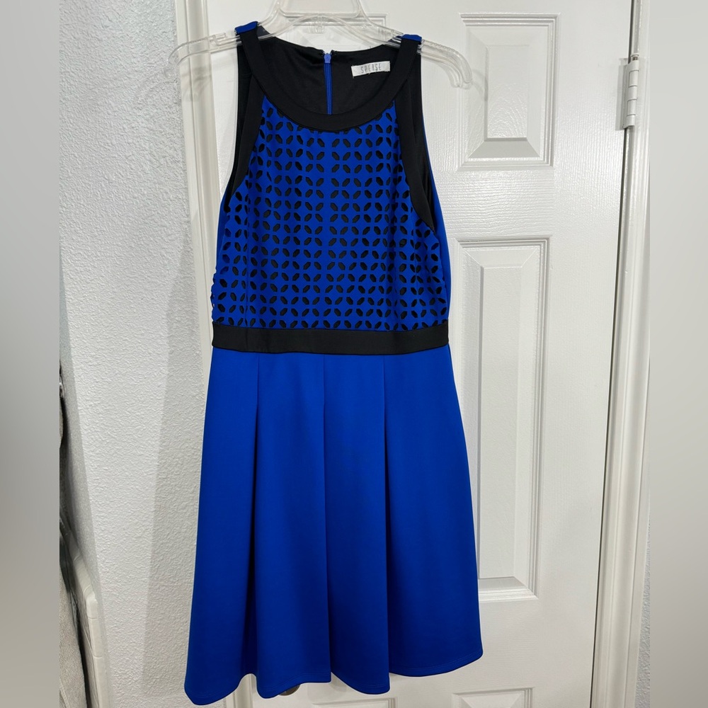 Like new, women’s blue dress, size 12/14